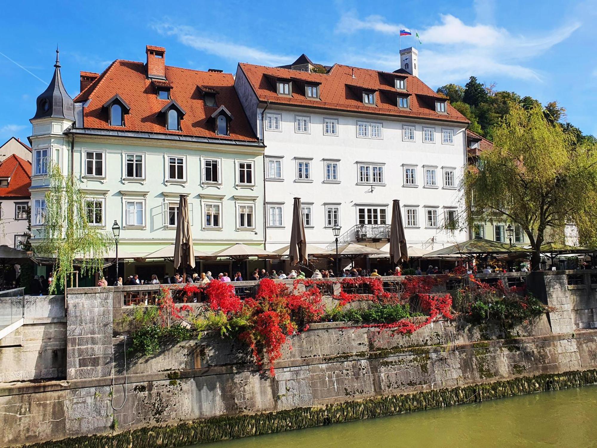 Riverside Elegance Ljubljana Eksteriør billede